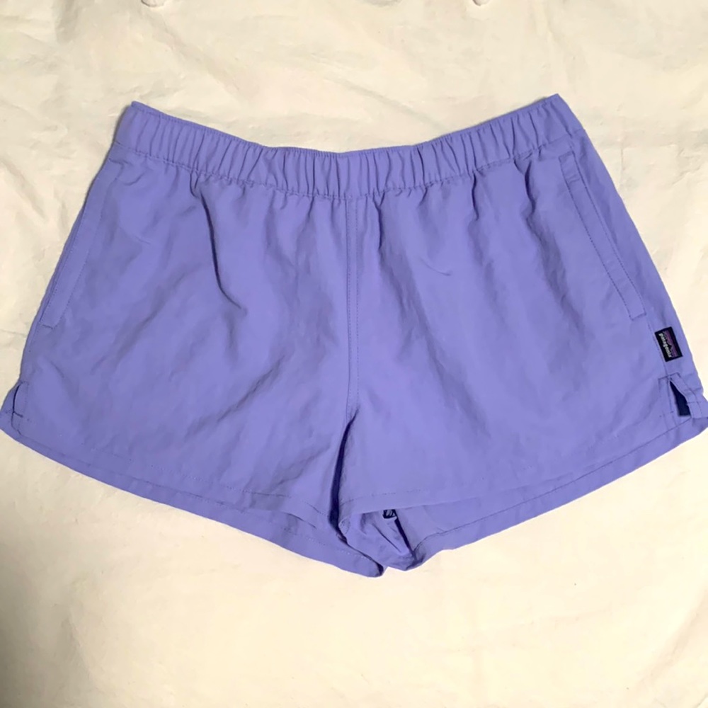 Like new Patagonia Barely Baggies 2.5” inseam shorts in lilac purple